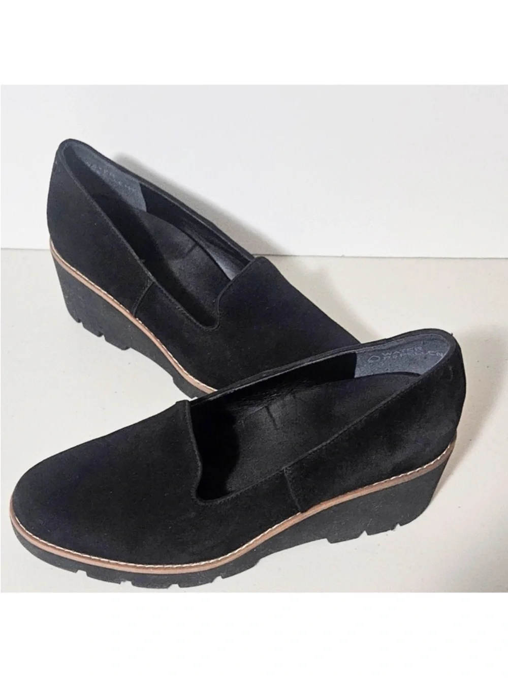 Vionic Willa Wedge Women's Black Suede Size 8.5
